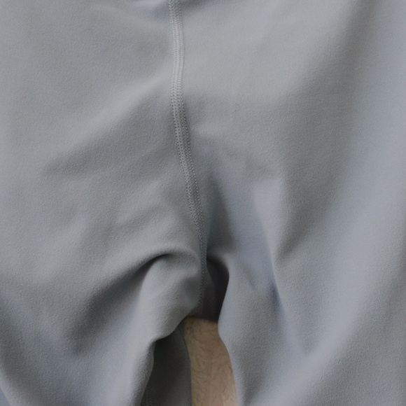 Lululemon Align Crop Size 12 Chambray - Picture 8 of 13